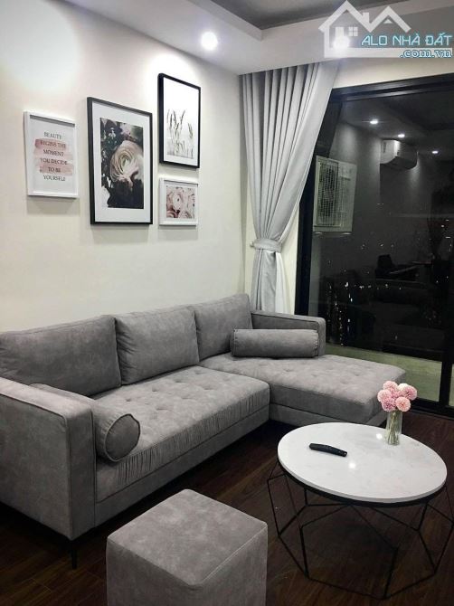 Rẻ nhất quận Hoàng Mai, cho thuê Chung cư Osaka Complex 48 Ngọc Hồi, 80m, 3 PN, full,8.5t