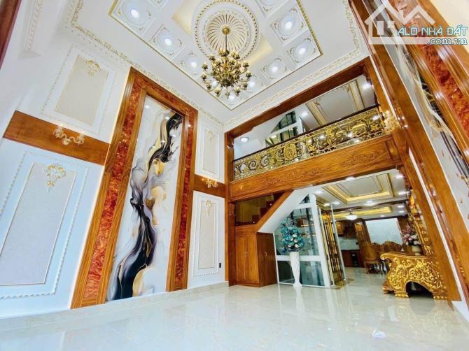 🏬 BÁN GẤP TRONG TUẦN - BÁN NHÀ MẶT TIỀN NGUYỄN CƯ TRINH - 82M² - 5 TẦNG