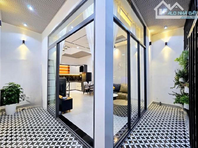 CẦN BÁN NHÀ 2 TẦNG KIỆT Ô TÔ ĐẬU DĐỔ TẬN CỬA LÝ THÁI TỔ ,THANH KHÊ GIÁ CHỈ NHỈNH 3TỶ