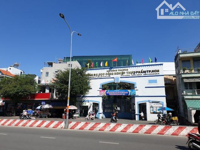 BÁN NHÀ 4 TẦNG ĐƯỜNG NGUYỄN HỮU TIẾN . PHƯỜNG TÂY THẠNH . TÂN PHÚ. DT70 M ... GIÁ 11 TỶ