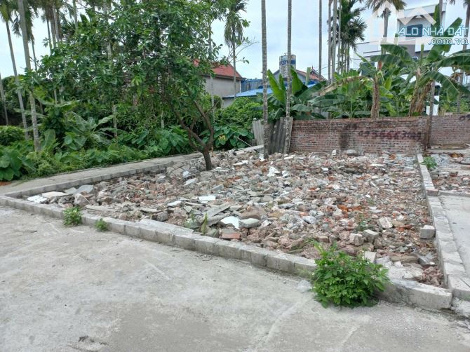 Chào bán lô 44m thôn Hầu Lâm Động ngõ ô tô đỗ cửa giá chỉ 1,1x tỷ.