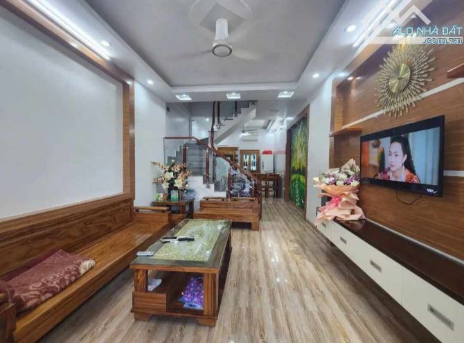 💥Hàng hiếm nhà Lê Trọng Tấn - 48m2 x 4 TẦNG - Ô TÔ TRÁNH  - 3 BƯỚC RA MẶT PHỐ   Mô tả : +