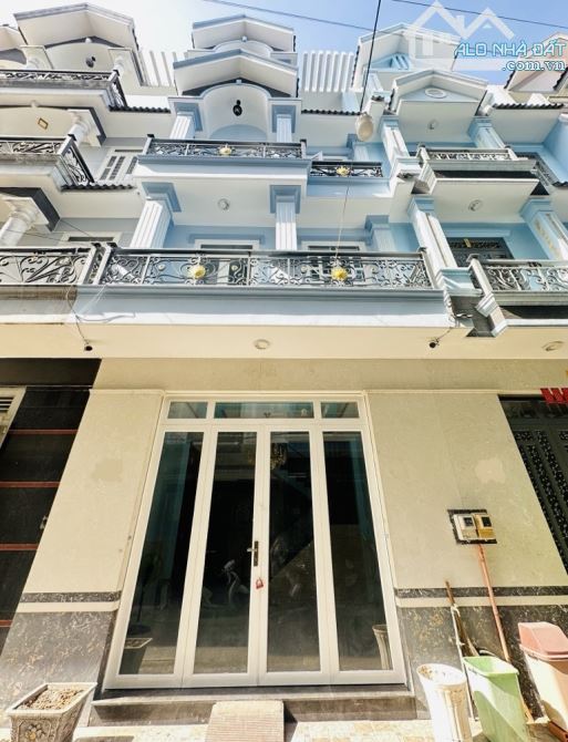 Bán nhà HXT Mã Lò, gần Lê Văn Quới, giáp Tân Phú, 50m2 - 5 x 10 - 4 tầng, chỉ hơn 5 tỷ