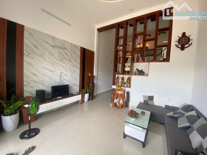 BÁN NHÀ CHÍNH CHỦ – 34D ĐƯỜNG A4, VỊ TRÍ ĐẸP, GIÁ TỐT