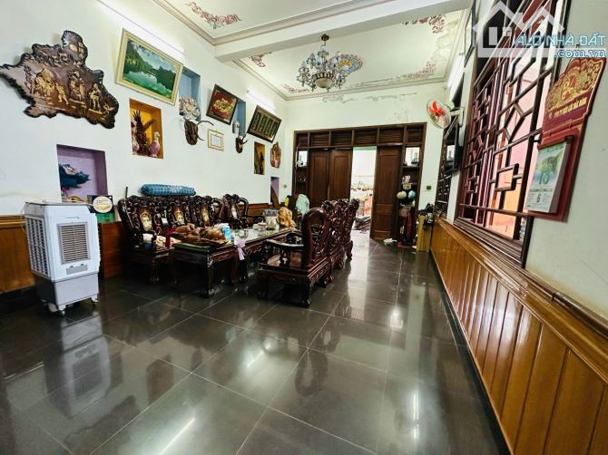 Nhà mặt tiền kinh doanh đường Quang Trung phường Tân Tiến