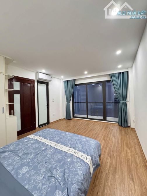 BÁN NHÀ Mới ĐẸP KOONG ,Đường 19/5 văn quán vài bước chân ra đến phố, . Các Trường học ,