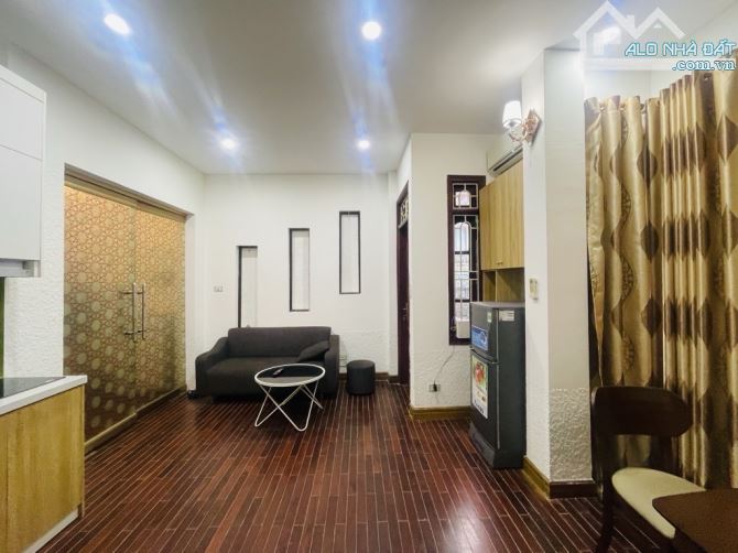 LÔ GÓC NGÕ TRƯƠNG ĐỊNH, NGÕ NÔNG, MẶT TIỀN TO, NHÀ CŨ DÂN XÂY, S 67M2, CHỈ 9.5 TỶ