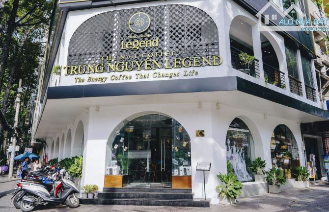 Góc 2MT Tôn Thất Tùng, Quận 1. 9m ngang 4 tầng HĐT: 300triệu. Giá 50tỷ