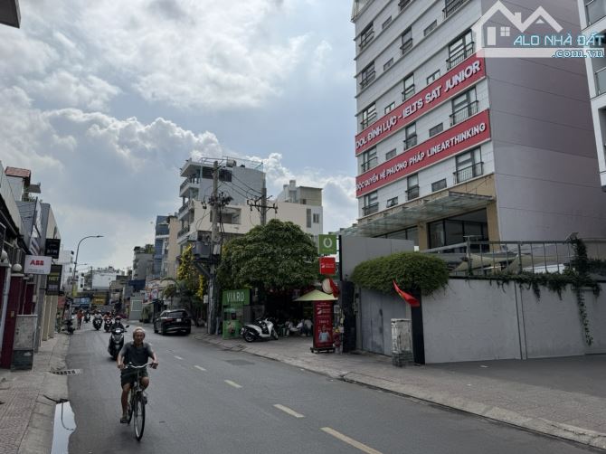 BÁN NHÀ mặt tiền Q.Bình Thạnh giá mềm đầu tư chỉ 160triệu/m2.LH ngay để xem nhà