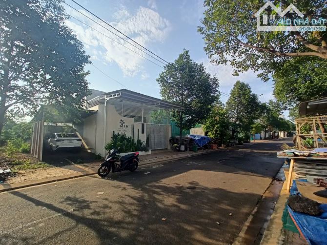 Lô đất đường nội bộ mặt trong khu nguyễn phúc chu nguyễn cơ thạch 7x16m 2,2tỷ