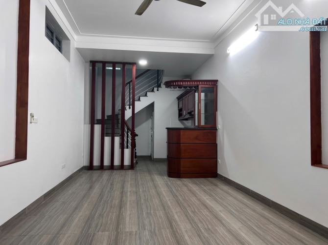 Bán nhà phố Minh Khai – Đẹp long lanh, giá chỉ nhỉnh 6 tỷ,  Diện tích 38m²