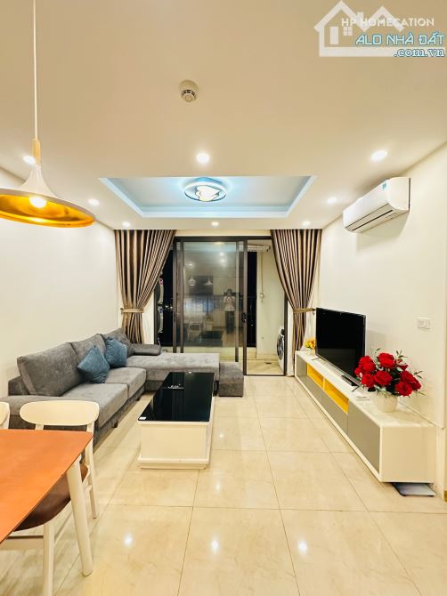 Cho thuê căn hộ 2 phòng ngủ 2 vs tại chung cư PHOENIX TOWER view ngoài
