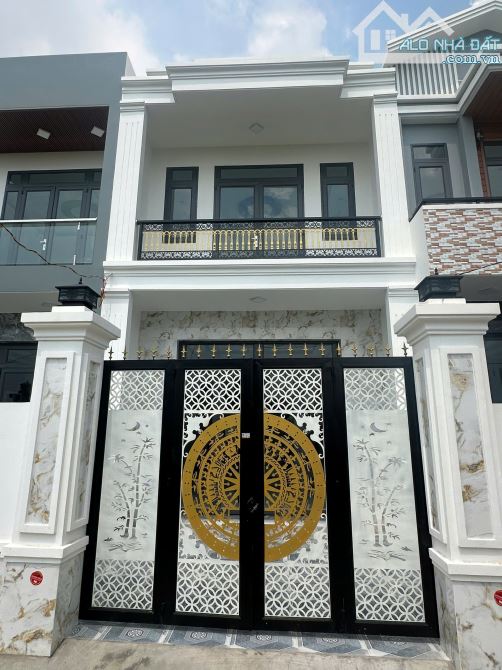 Bán nhà khu Cầu Tràm, 1 trệt 1 lầu 5x24 có 4 phòng ngủ , đường ô tô vào tận nhà, hướng Nam