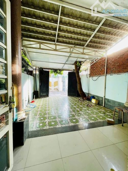 bán nhà phường 4 gần biển vũng tàu hẻm ôtô DT: 124m² giá 7 tỷ 350