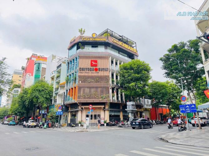 Siêu Phẩm Góc 2 MT Bình Phú, P.11, Q.6 ( 15x20m ) XD : Hầm + 5 tầng Giá sốc 58 tỷ.