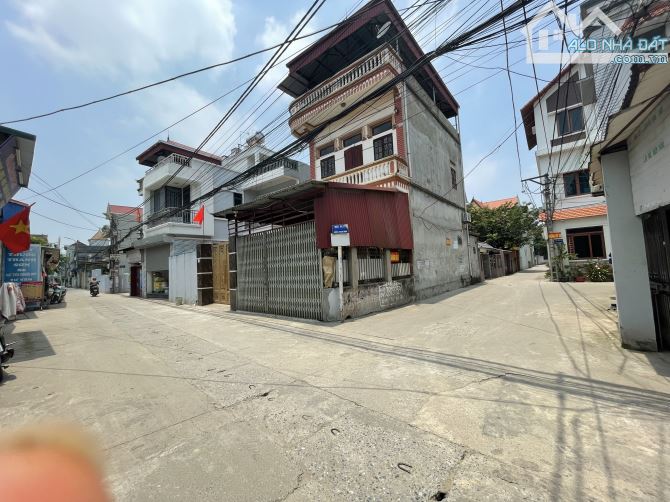 Nam hồng- Đông Anh- sẵn nhà 4 tầng- ngõ thông ô tô tránh- ngay cao tốc- 4tỷ