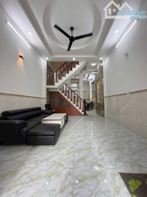 🌆 BÁN GẤP TRONG THÁNG - BÁN NHÀ MẶT TIỀN NGUYỄN LÂM - 82M² - 5 TẦNG