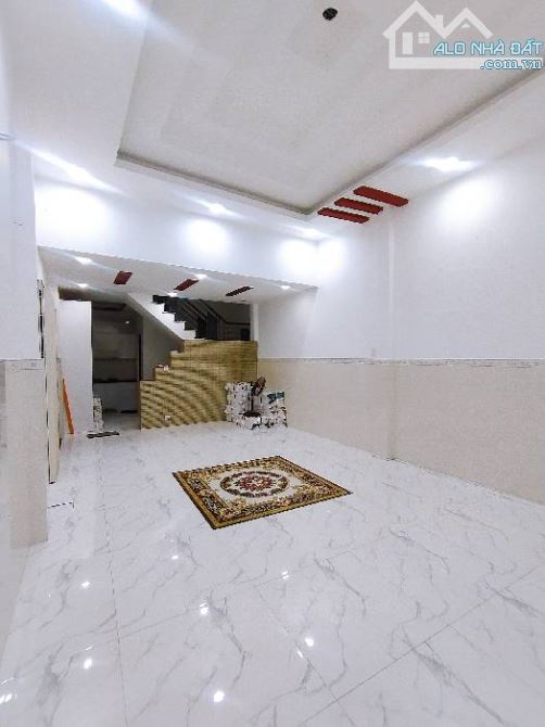 NHÀ ĐẸP Ở NGAY- CỰC RẺ CỰC HIẾM- NGANG 4.7M- CÓ DÒNG TIỀN ỔN ĐỊNH- DƯƠNG BÁ T