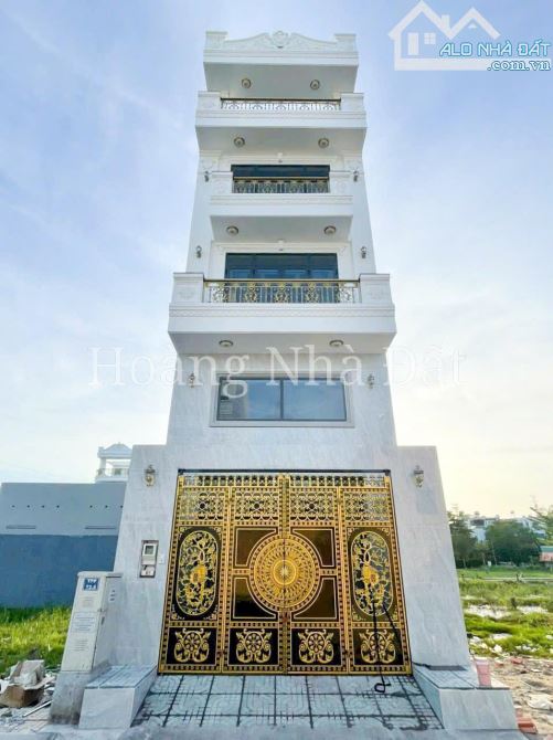 Nhà mới Lê Văn Lương, cạnh Phú Mỹ Hưng, 5 tầng, 9.8 tỷ
