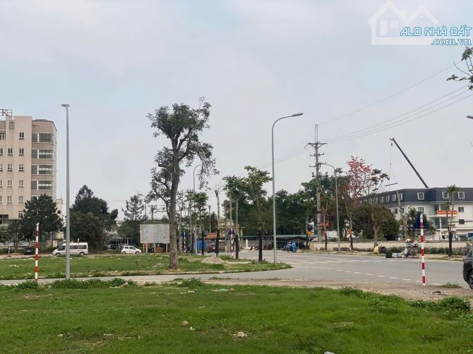 Chính chủ đất phân lô Tiên Dược - Mai Đình DT 180m2 - MT 12m view thoáng mát