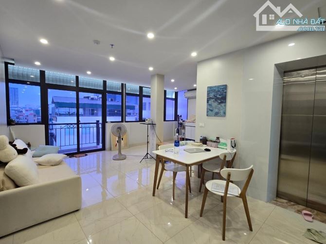CHDV CAO CẤP BA ĐÌNH - SẦM UẤT - VỊ TRÍ ĐẸP - Ô TÔ 10 M - MỚI KÍNH KOONG 75m2*9T*8m MT