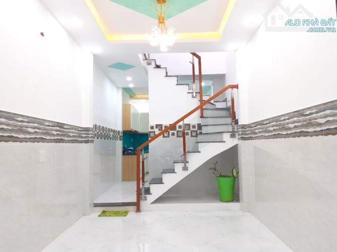 Cho thuê nhà Nguyễn Hữu Cảnh, Bình Thạnh – 3.5x11m, 2PN