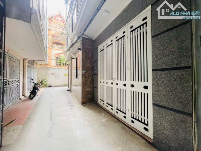 BÁN NHÀ DƯƠNG QUẢNG HÀM – 5M RA Ô TÔ - 46M x 5T - Giá 12.3 Tỷ