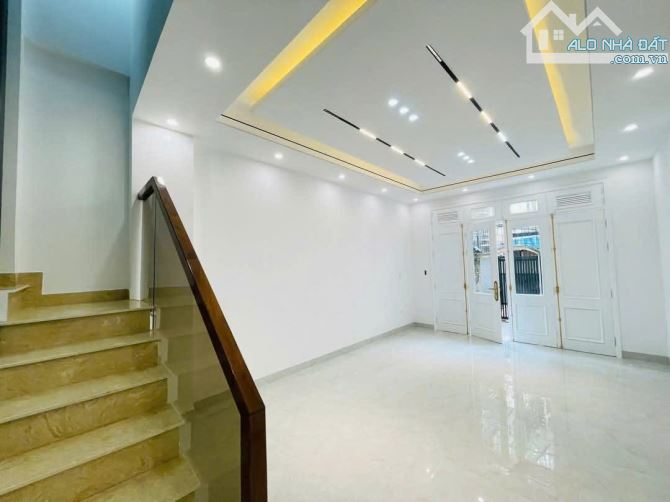 SIÊU PHẨM HOÀNG MAI - 60M2, MT4.2M - MẶT NGÕ KINH DOANH - Ô TÔ TRÁNH, THANG MÁY, GIÁ HỢP L