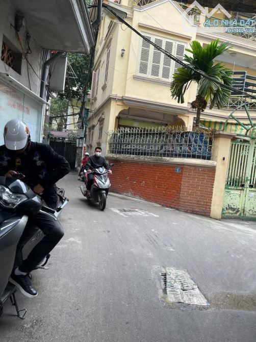 BÁN NHÀ PHỐ QUAN NHÂN THANH XUÂN 65m X4 TẦNG - MẶT TIỀN 5m - GIÁ: 16.5 TỶ - KINH DOANH Ô T