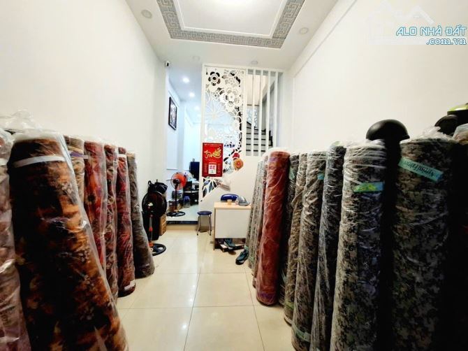 Hẻm xe hơi Đông Hồ Phường 8 Tân Bình - Tiện kinh doanh - Giá 6.799 tỷ