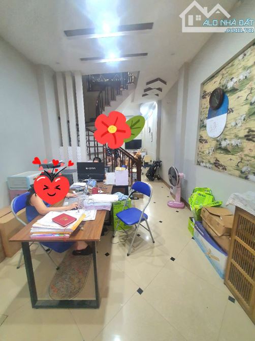 Bán nhà ngõ phố Tôn Đức Thắng 50m2, 4 tầng, giá 12,5 tỷ