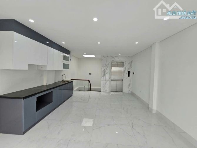 💥Thạch Bàn 55m2 5T THANG MÁY, Ô TÔ cổng, xây ĐỘC LẬP nhỉnh 8tỷ💥