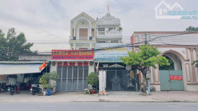 Nhà mặt tiền đường Dt 743C phường Tân Đông Hiệp Tp Dĩ An