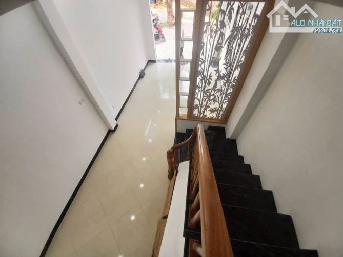 BẠN EM  CẦN BÁN PHÂN LÔ VĂN KHÊ 5T 44M2 GIÁ NHỈNH 16 TỶ