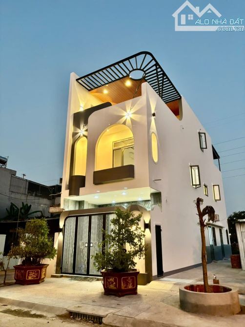 🏆Chính chủ gửi Bán nhà 3 Tầng mặt phố đường Hòa Phú 9 dt90m2 Gía 6.65 tỷ