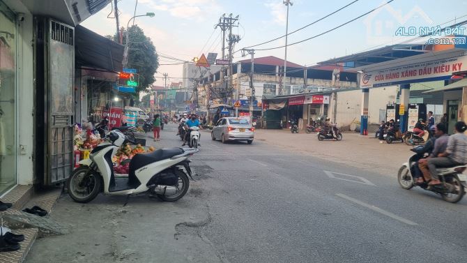 Bán Nhà 3 Tầng Xây Mới Đẹp Long Lanh tại Kiêu Kỵ,Hàng Xóm Vin1.Dt 40m,Giá 4.75 Tỷ.