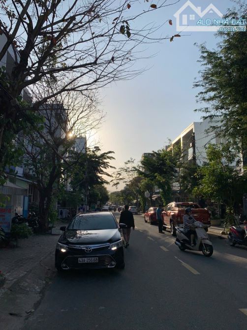 Bán nhà 2 tầng đường 7m5 Ỷ Lan. Dt 90m2 sát Lê Thanh Nghị nhà kiên cố vị trí đẹp