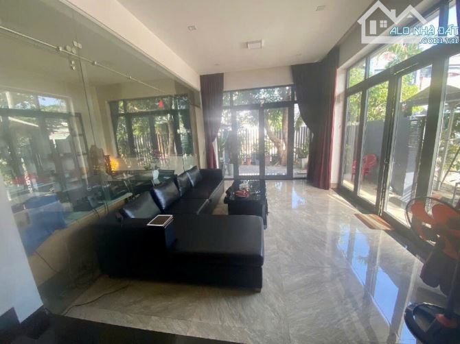 BIỆT THỰ 3 Tầng 171m²- gần MEGA MARKET đang XD- Đào Sư Tích- Liên Chiểu- Đà Nẵng 11,2 tỷ