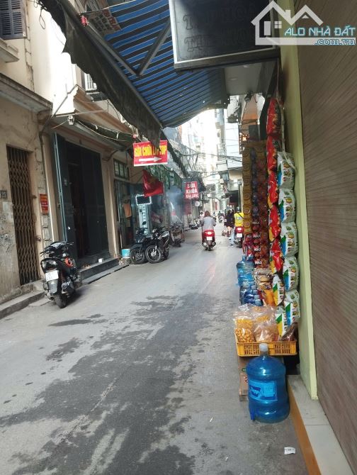 Bán Đất Mỹ Đình 132.6m² – Ngay Sân Bóng Đình Thôn – Ô Tô Vào Tận Nơi – 12.8 tỷ