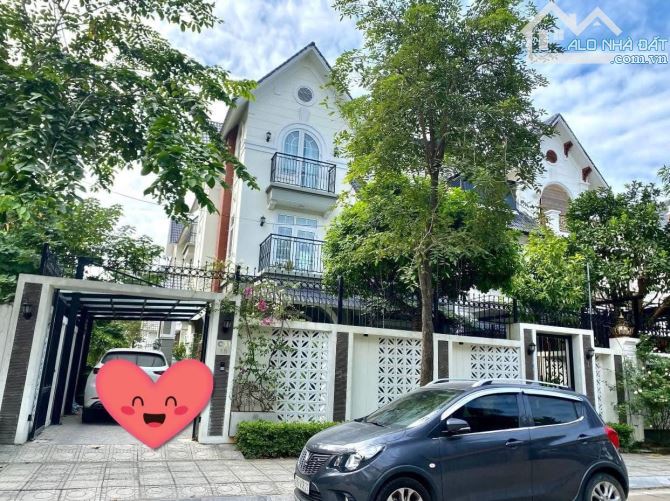 HÀNG HIẾM !!! BÁN KHÁCH SẠN PHỐ TRÍCH SÀI 215M2 - 10M MẶT TIỀN - 20M RA HỒ TÂY - 88.9 TỶ