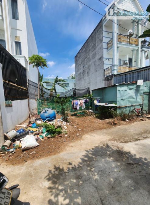 Đất thổ cư(ODT) 82m2, SHR Ngay Vòng xoay Tân Kim