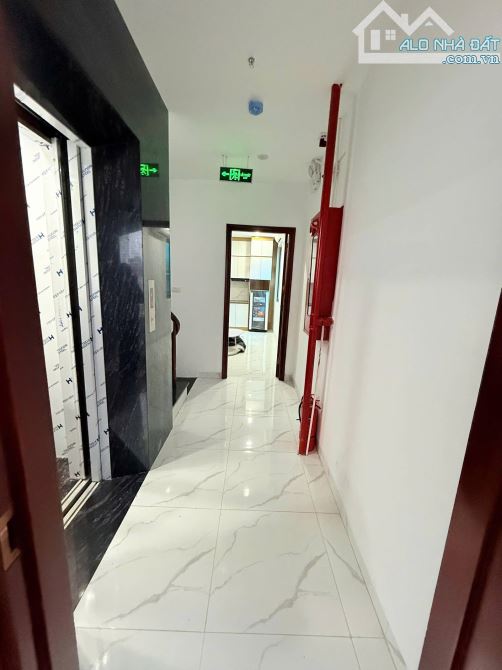 BÁN NHÀ SIÊU ĐẸP CẦU GIẤY 60M 6T MT4M  CCMINI CÓ CẦU THANG MÁY NGÕ RỘNG GIÁ NHỈNH 16 TỶ