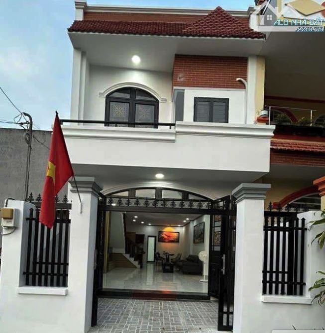 NHÀ ĐẸP LONG LANH DT86M 2TẦNG NGANG 4M, ĐƯỜNG 4M, CHỈ 4,45 TỶ, QUẬN 9, gần GA METRO