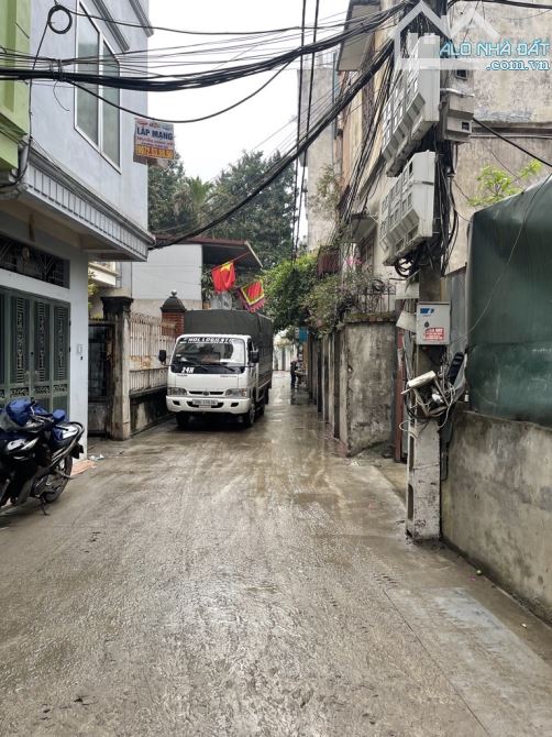 BÁN NHÀ MỚI XÂY PHỐ THUÝ LĨNH - Ô TÔ TẢI ĐỖ CỬA - THANG MÁY - GIÁ CHỈ 7 TỶ