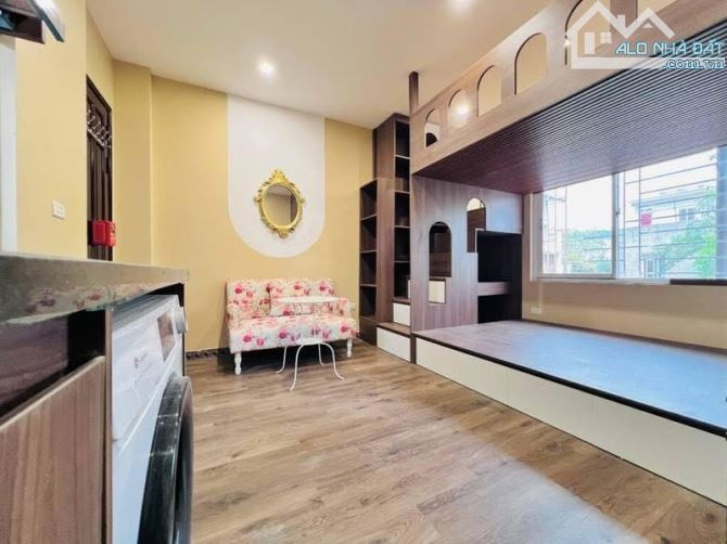BÁN TÒA CHDV XÃ ĐÀN 18 PHÒNG, DT 1.2 TỶ/NĂM, CÁCH Ô TÔ 15M, NHÀ MỚI, 2 MẶT THOÁNG, 70M2