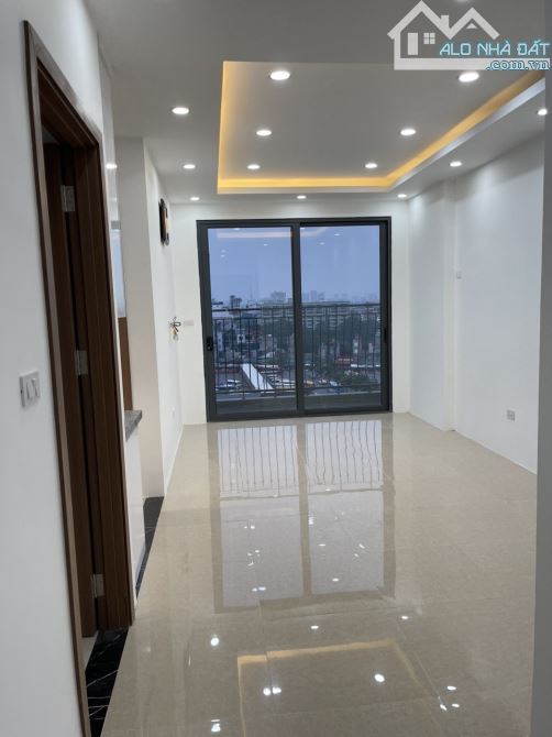 Cho thuê căn hộ chung cư Geleximco 897 Giải Phóng, Hoàng Mai 64m2 2pn đồ cơ bản 10tr