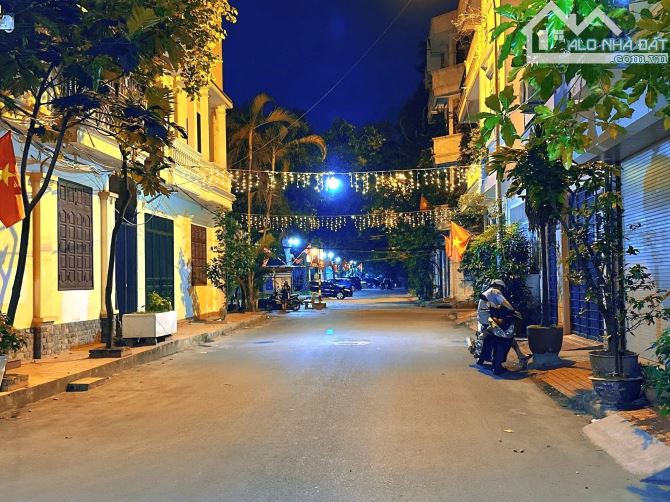 CHUNG CƯ DÒNG TIỀN SIÊU HÓT LÚC NÀY – THANH XUÂN - 9 PHÒNG KHÉP KÍN – HƠN 40TR/T