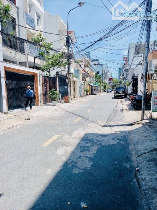 💥 SỤP HẦM BÁN ĐẤT 135M2 TẶNG NHÀ GÁC ĐÚC KIÊN MONG 3 TẦNG HẢI CHÂU MẶT TIỀN LÊ LAI 10 TỶ
