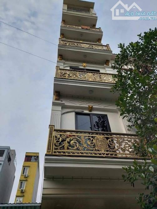 PHÂN LÔ 172 PHÚ DIỄN - VỈA HÈ Ô TÔ TRÁNH - 7 TẦNG THANG MÁY - 10 TỶ