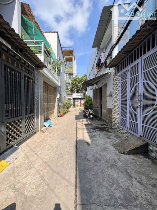 CHỈ 4,3 🪙CÓ NGAY NHÀ MỚI VỊ TRÍ ĐẸP 2 TẦNG 4,2*11,2M- VÀO Ở NGAY - SÁT LÊ VĂN QUỚI - BÌNH